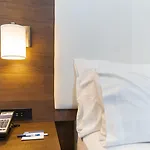 Holiday Inn Express Hollywood Walk Of Fame By Ihg
