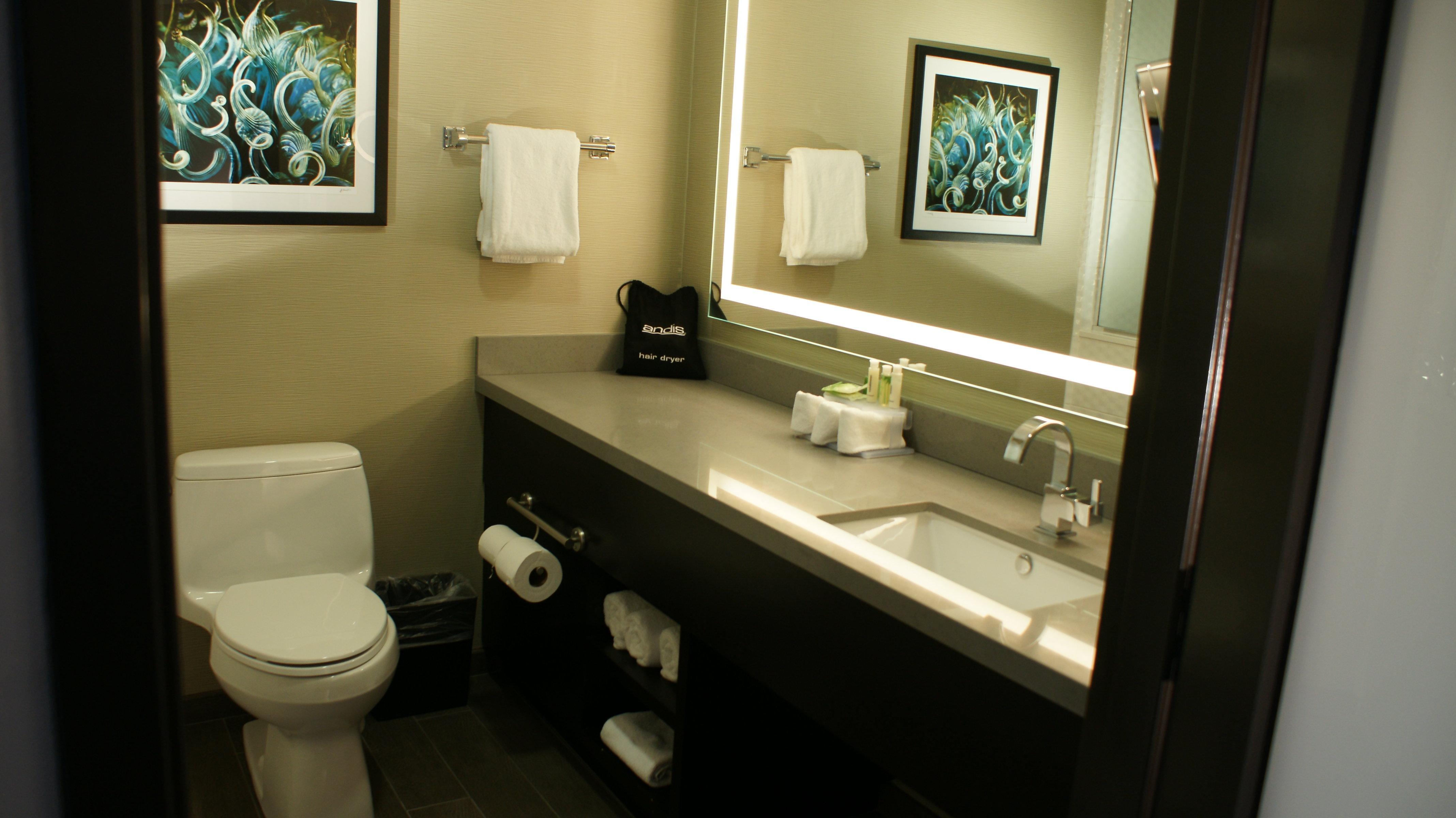 Express Hollywood Walk Of Fame By Ihg
